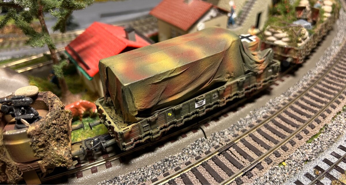 Predaj troch vojenských vagónov 1:87 - 3