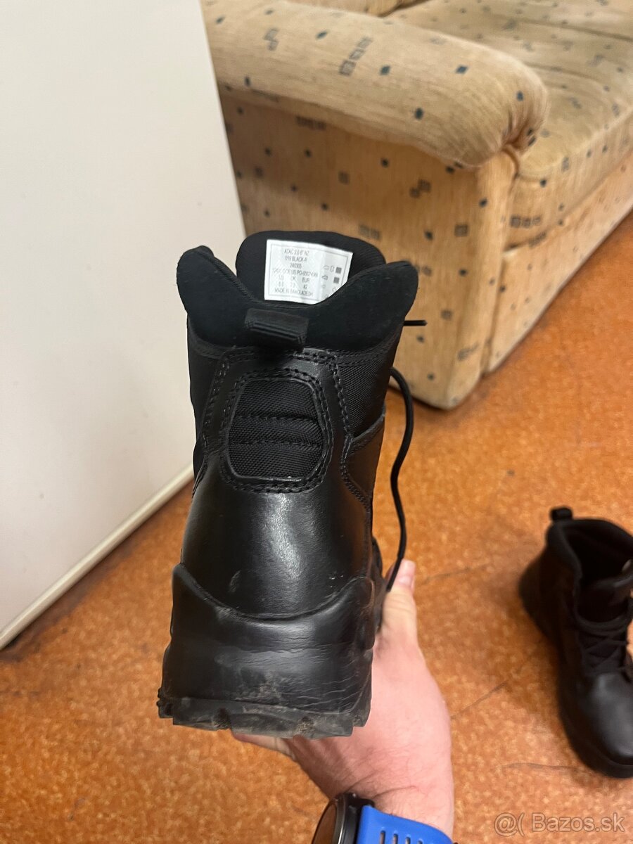 5.11 Topánky - 3