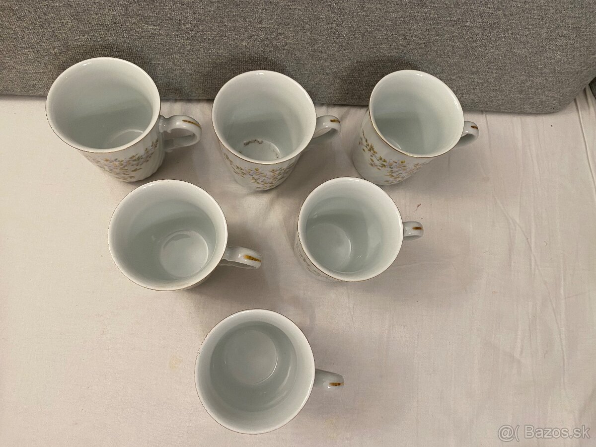 Hrnčeky Royal Dux - biele kvety - 3