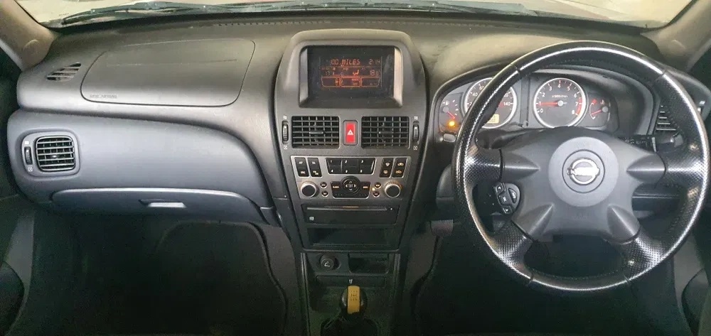 Nissan Almera Angličan - 3