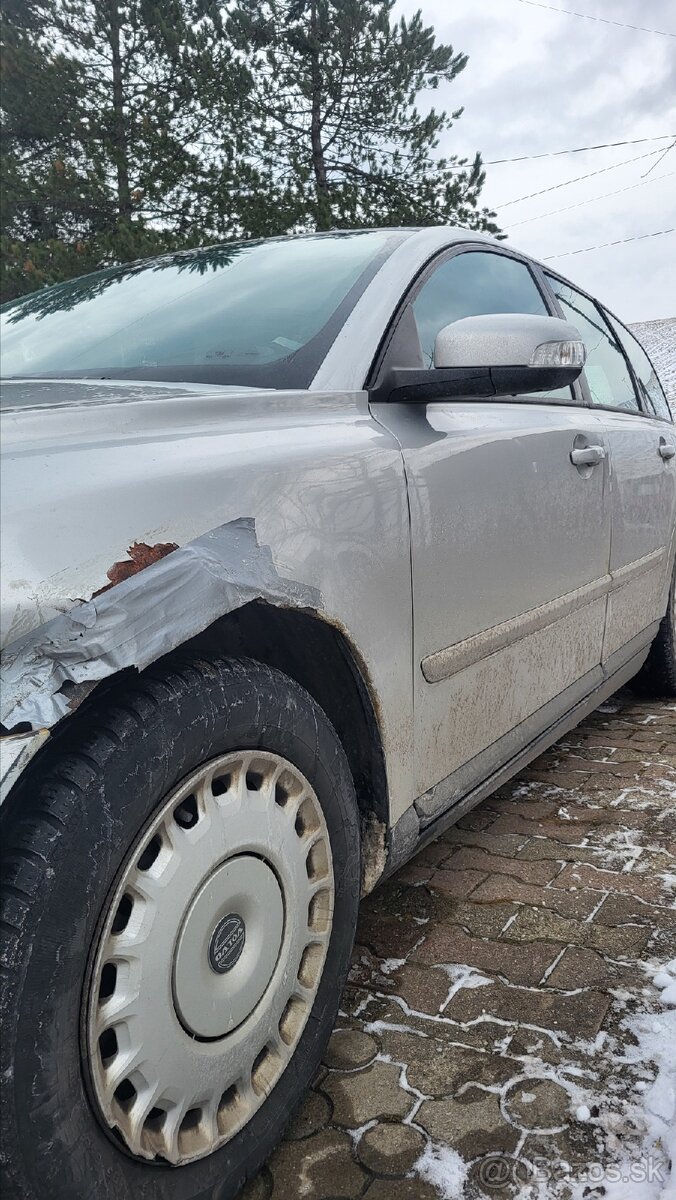 Volvo v50 - 3