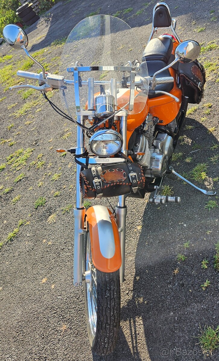 Predám motorku Honda Shadow 600 - 3
