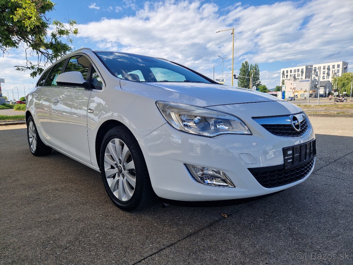 Opel Astra Caravan Classic III 1.7 CDTi 125k Plus - 3