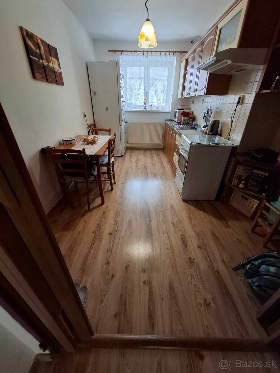 Predaj 2 izbového bytu - 3