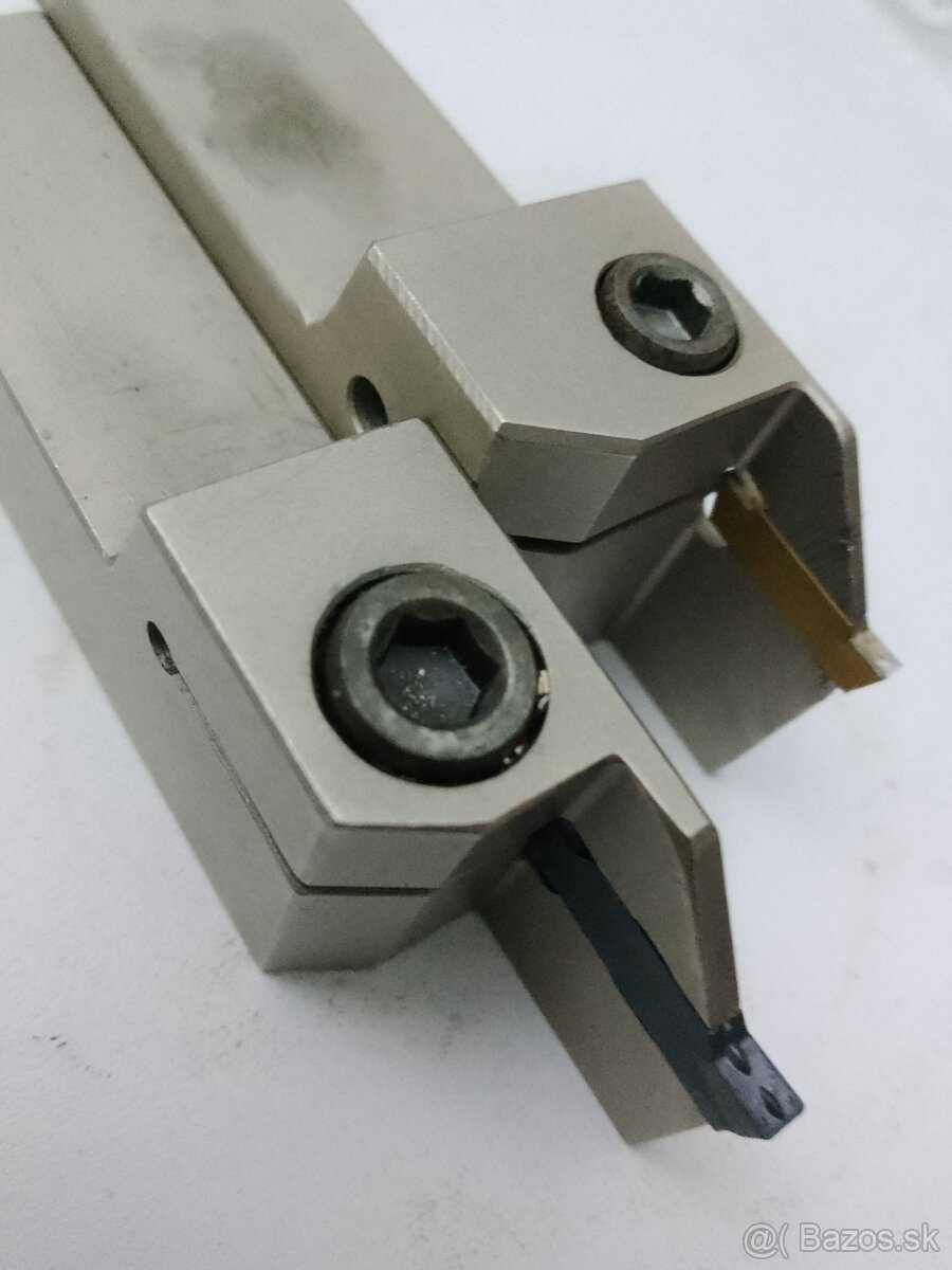 Upichovacie-zapichovacie nože. - 3