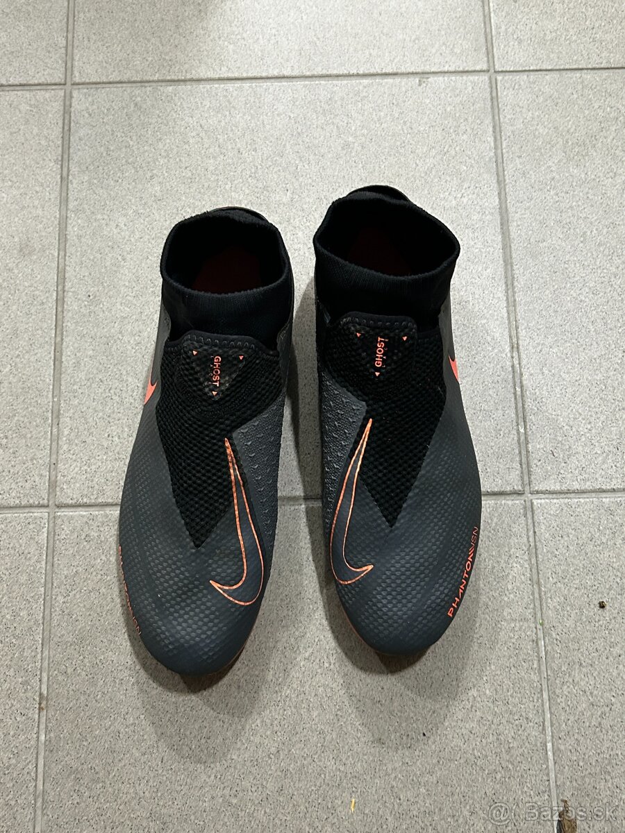 Predám kopačky Niké Phantom, veľkosť 42 - 3