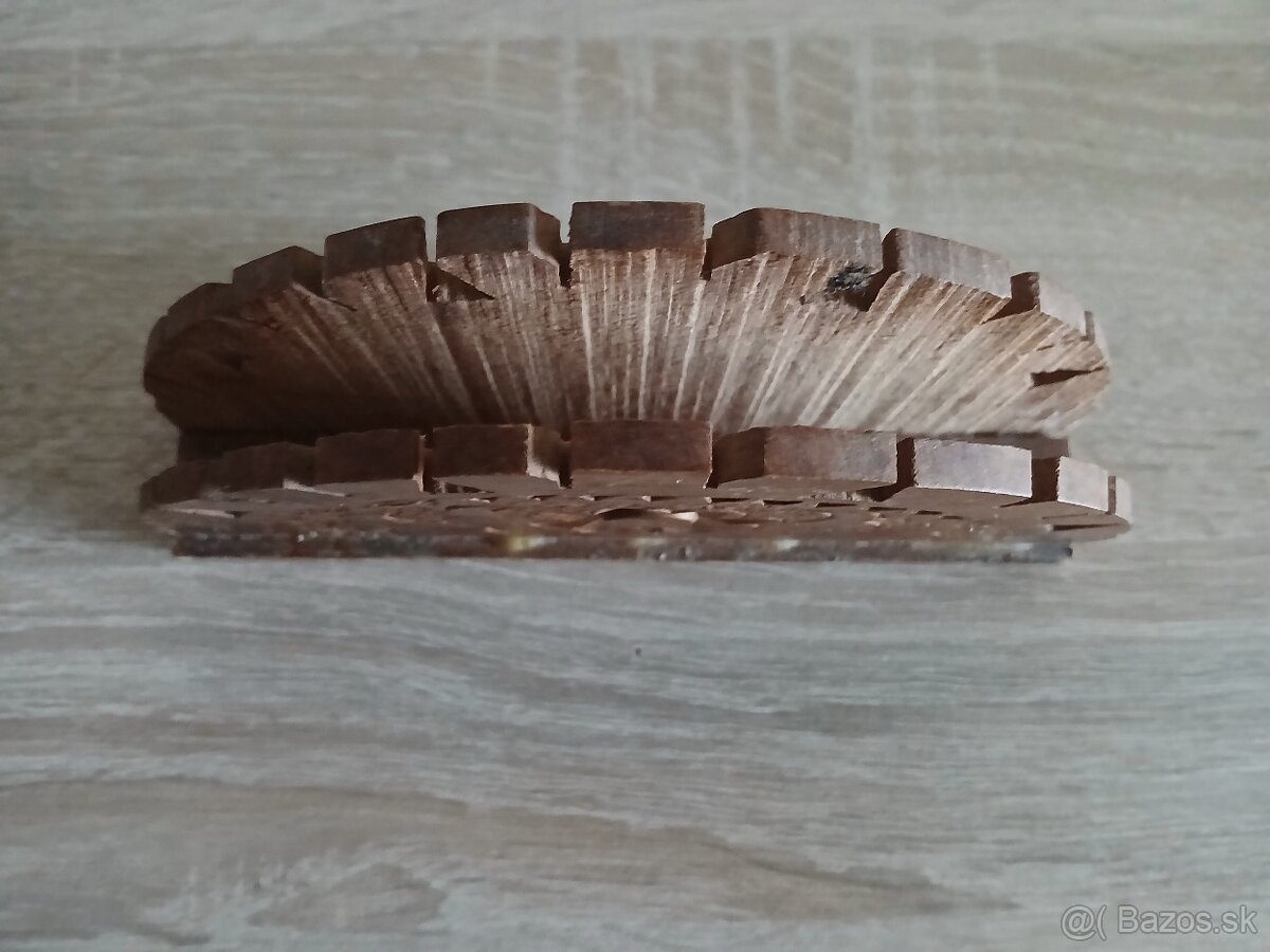 Drevený držiak na servítky - 3