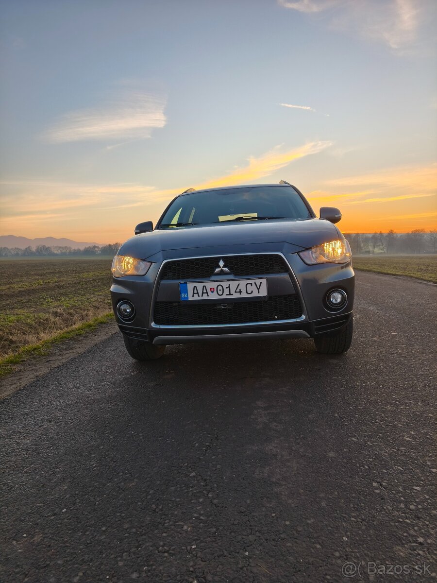 Mitsubishi Outlander 2.2 DI-D - 3
