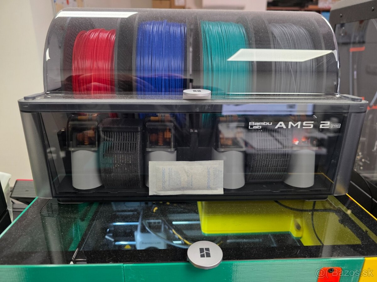 Predám 3D tlačireň Bambu Lab P2S + AMS2 pro podávač. - 3