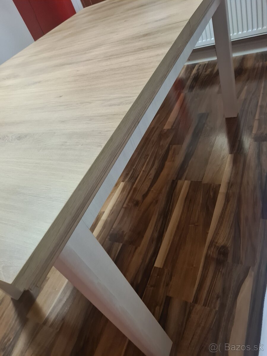 Jedálenský stôl z masívu - 3