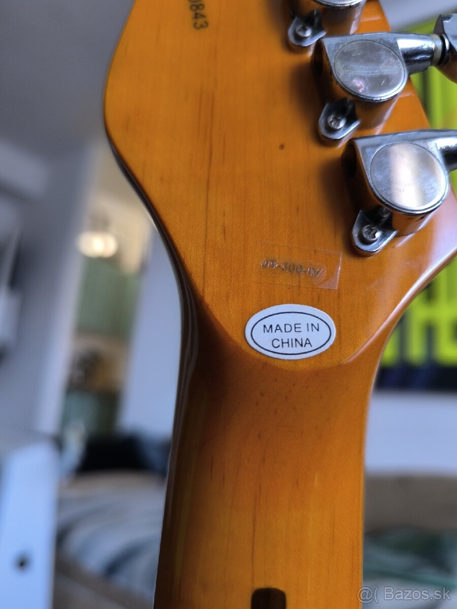 Elektrická gitara Jay Turser JT-300-IV + príslušenstvo - 3