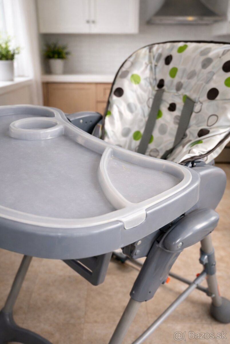 Jedálenská stolička - 3