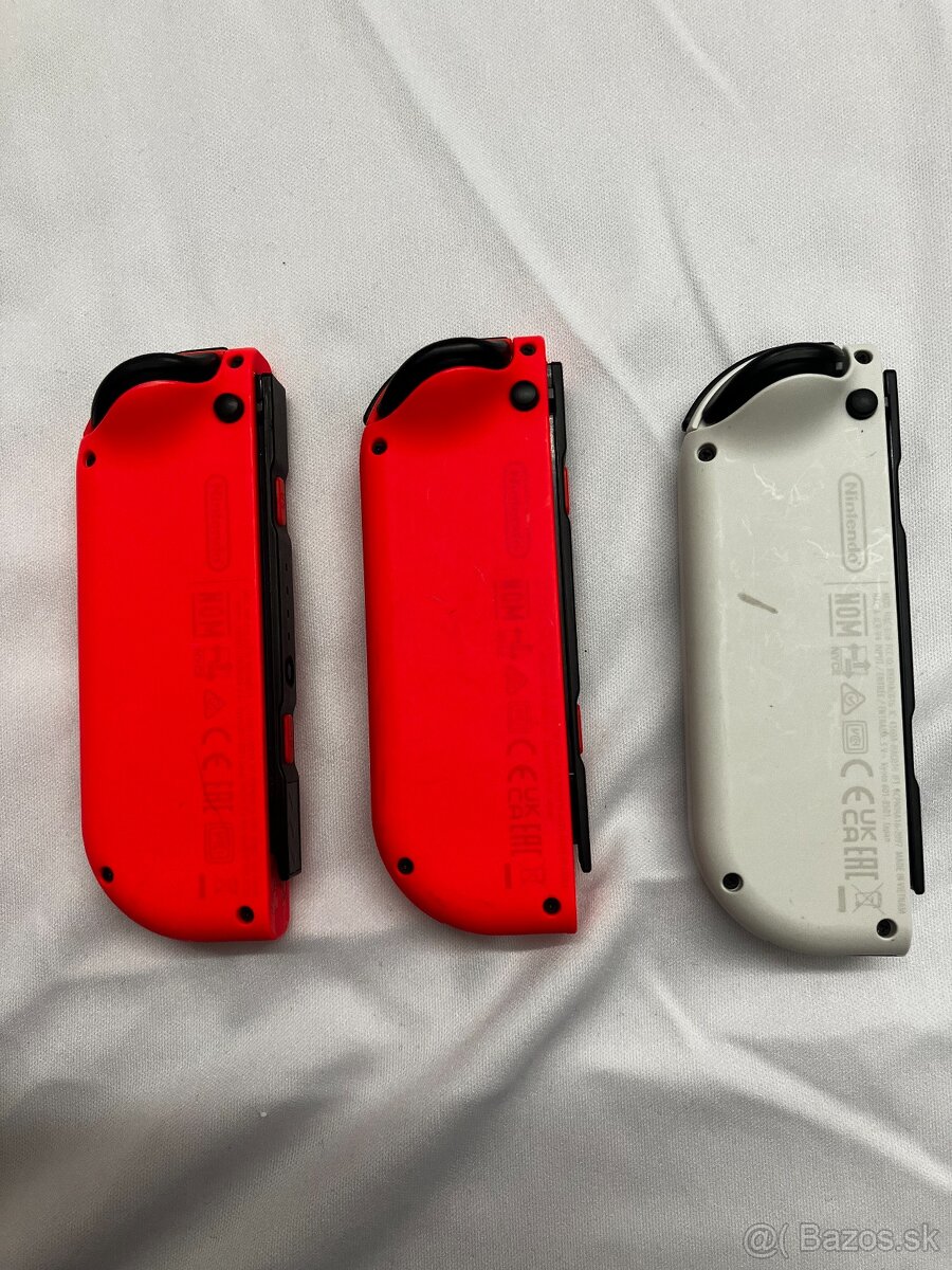 Nintendo Switch Joy-Con ovladače - 3