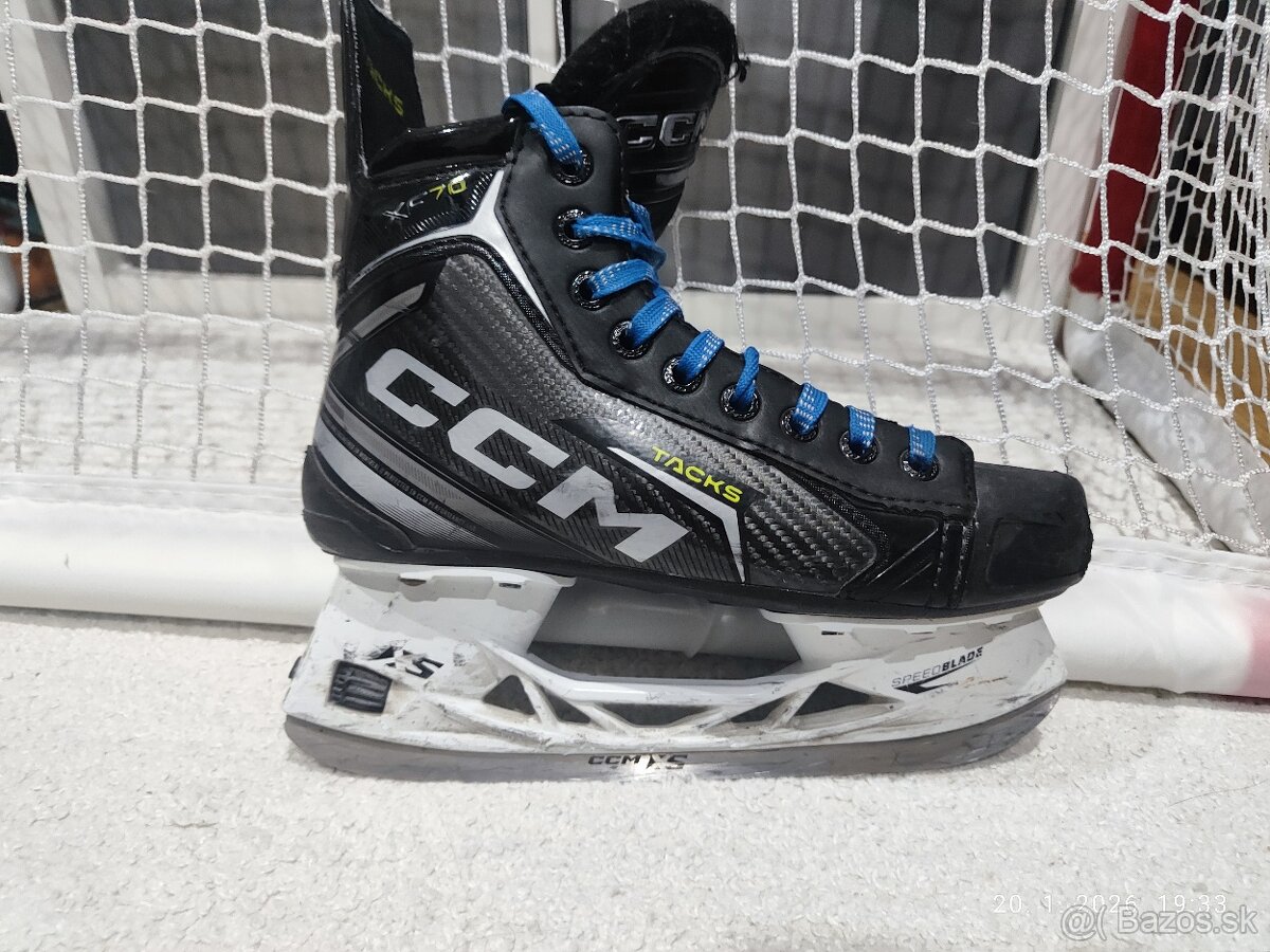 Predám korčule CCM Tack XF70, - 3
