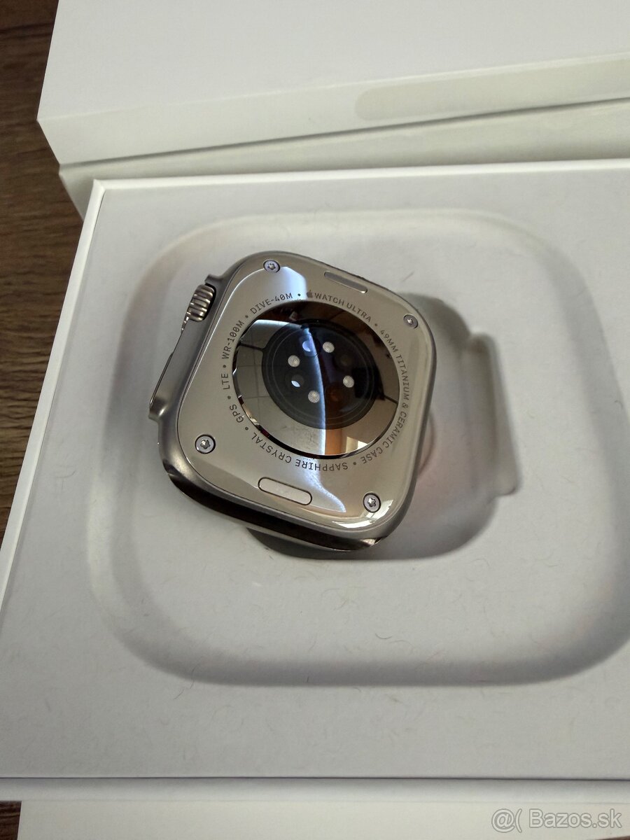 Apple Watch Ultra 1 49mm - 3