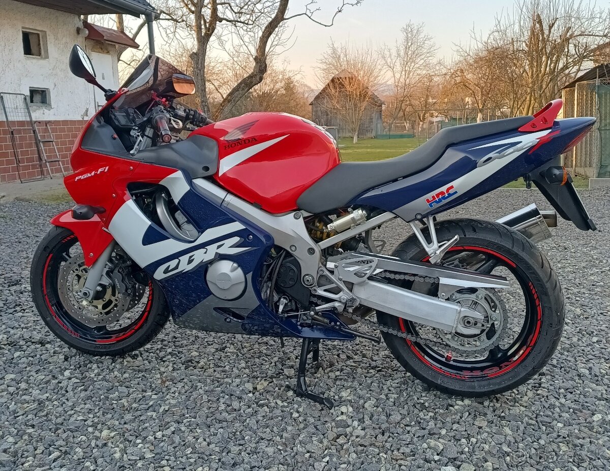 Honda CBR 600f 4i - 3