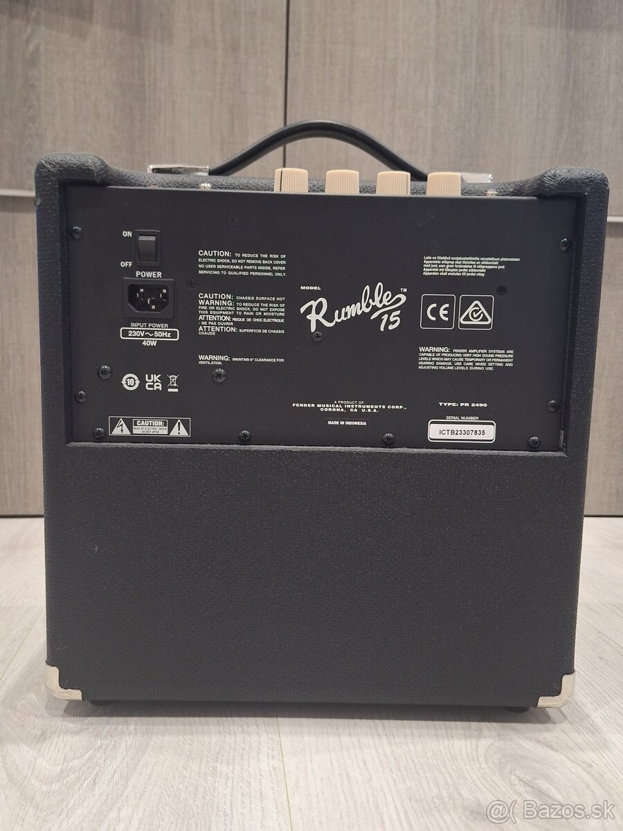 Fender Rumble 15 - 3