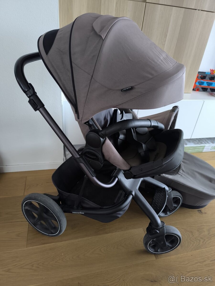 Easywalker Harvey 3 forest green s prislusenstvom - 3