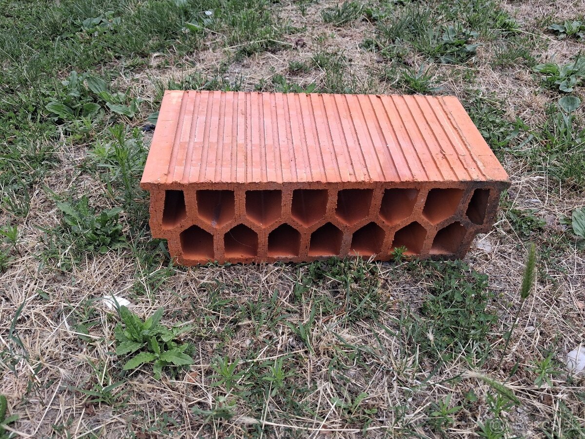 Miaka - tvárnice - 3