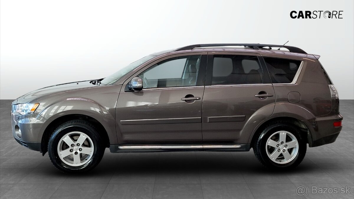 Mitsubishi Outlander - 3