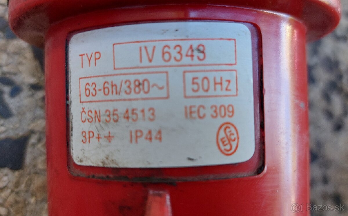 Zásuvka 63A - 3