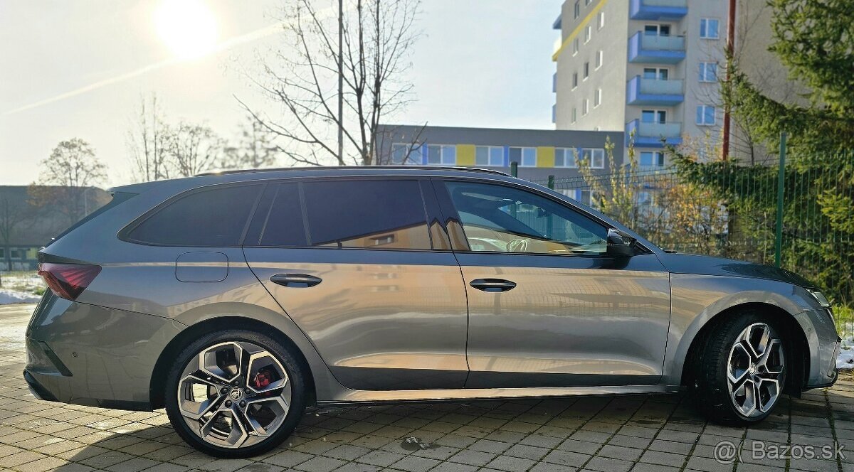 Škoda Octavia 4 RS 4x4 r.v. 2022 - 3