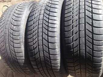 Predám zimné 215/55r17 5/6mm - 3