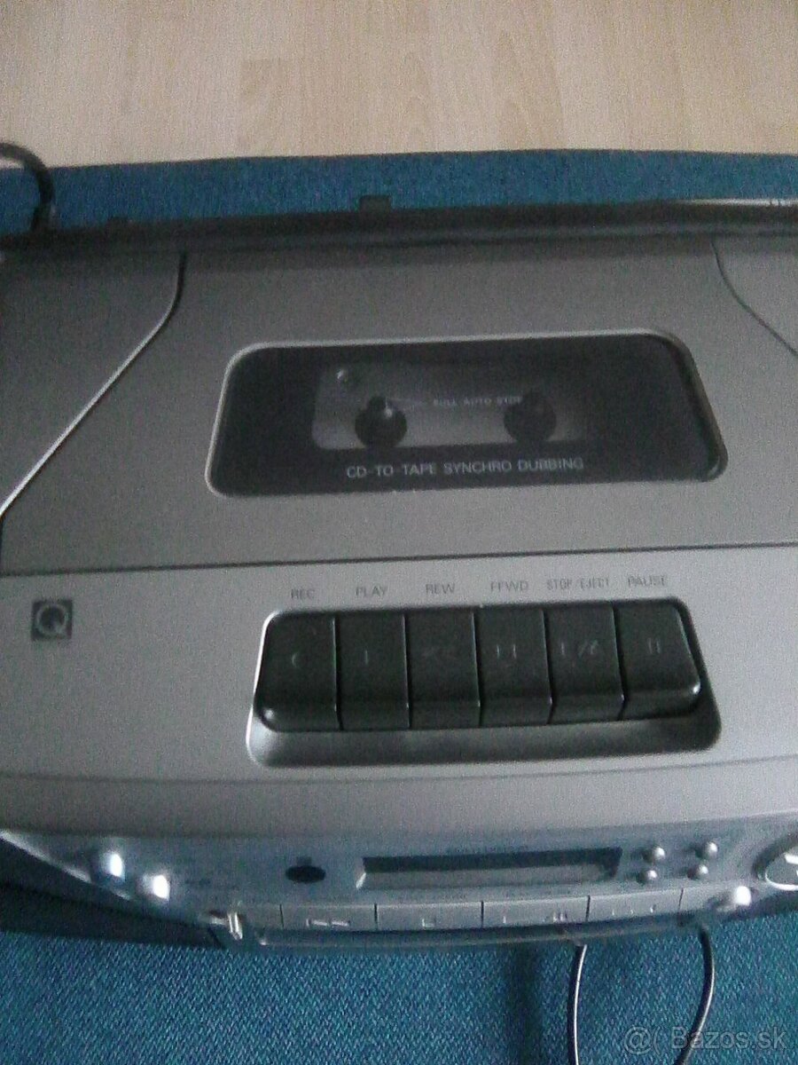 Predám retro rádiomagnetofon SANYO. - 3