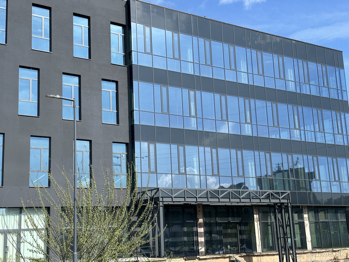 Predaj multifunkčnej budovy 8 903m² v časti Košice Juh s poz - 3