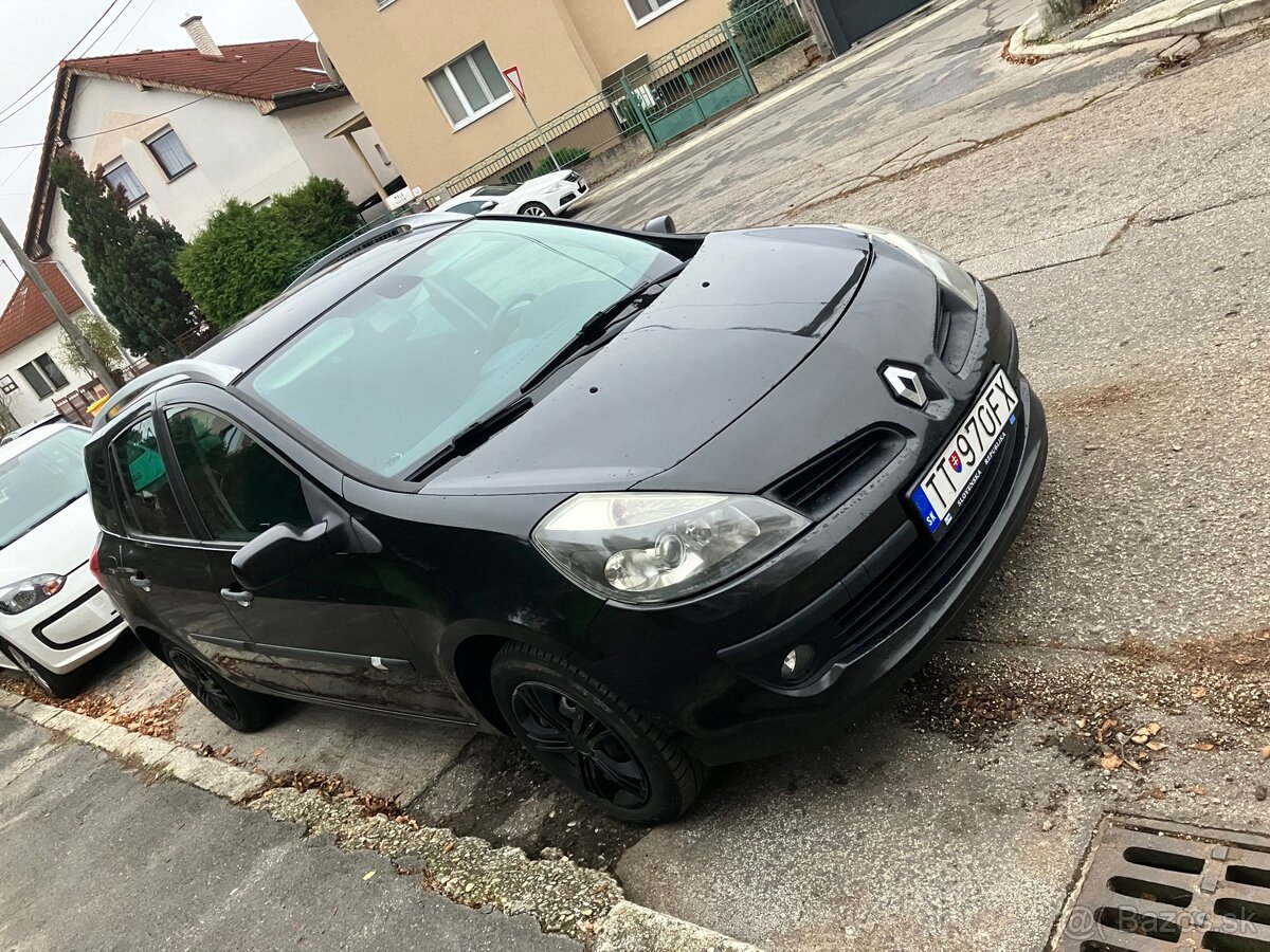 Predám Renault Clio grandtour 1.5dci 63kw 2008 - 3