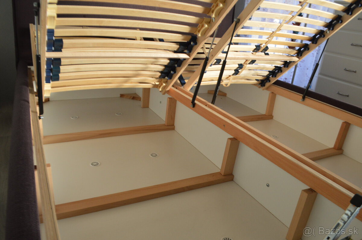 Manželská čalúnená posteľ - 3