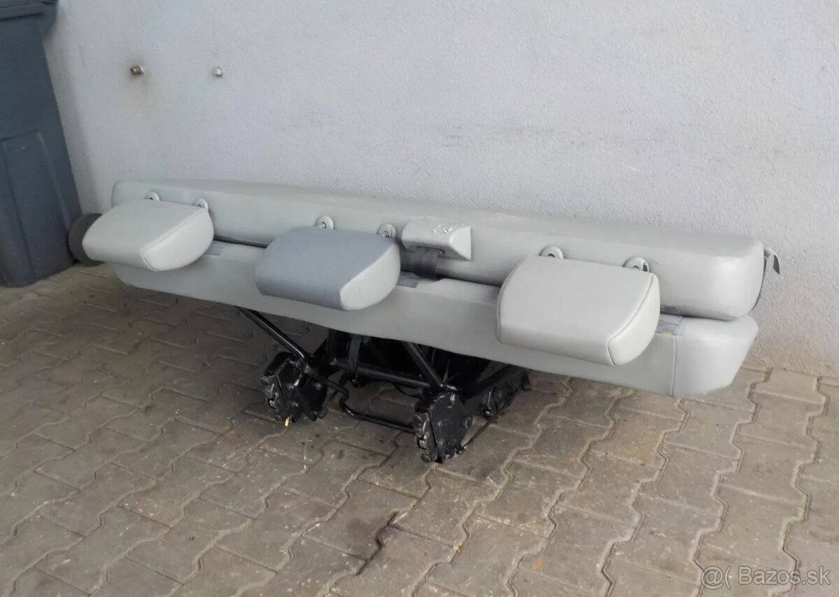 Zadne sedadlo 3rada VW T5, T6 - 3