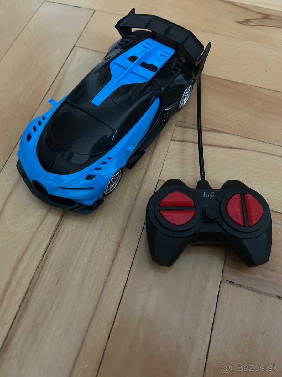 Auto na ovládanie - 3