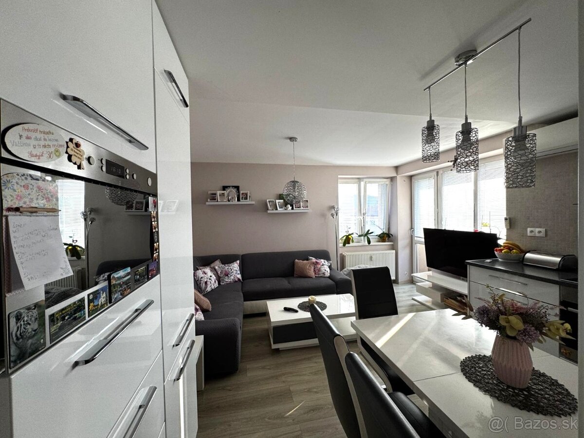 EXKLUZÍVNE 3 izbový byt na PREDAJ - 3