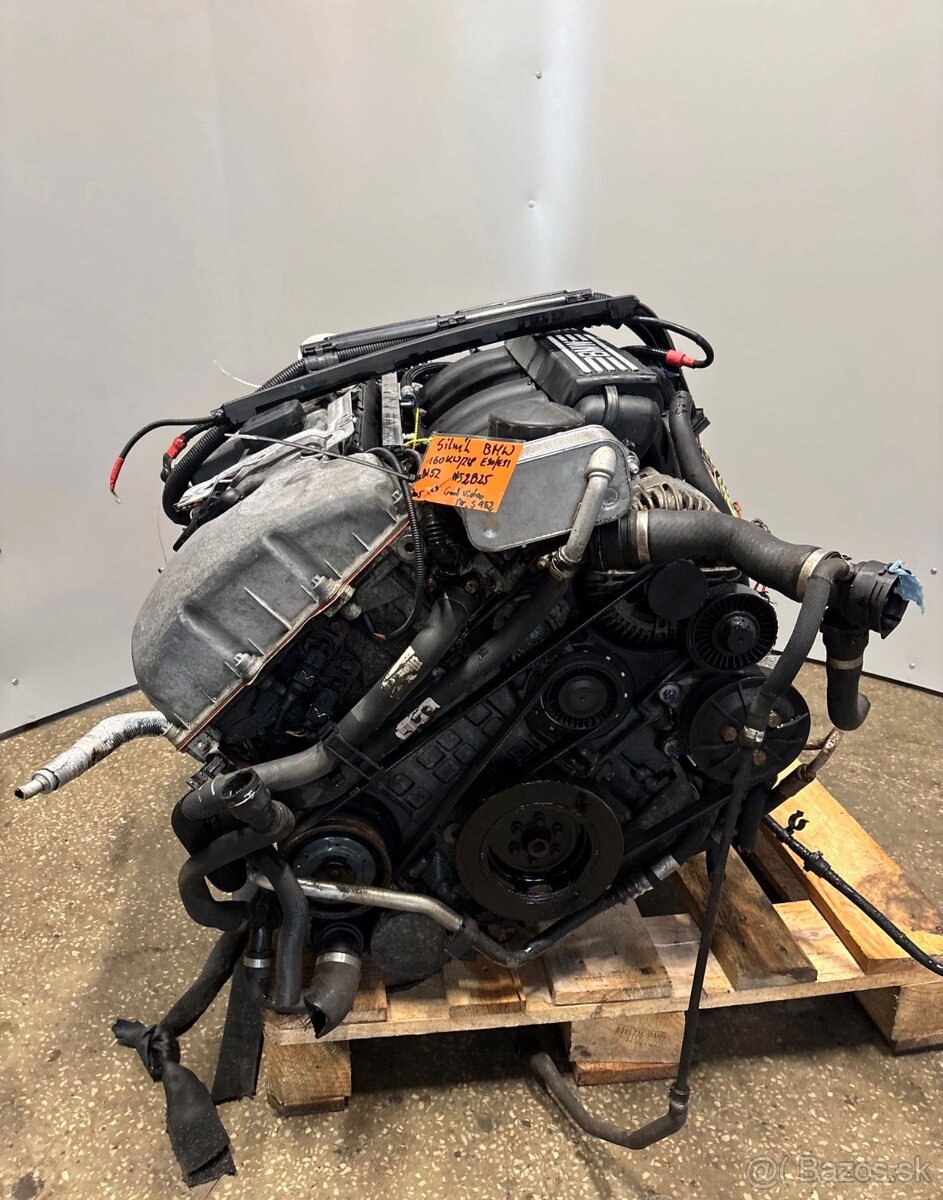 Kompletný motor BMW 325i 2.5 - 3