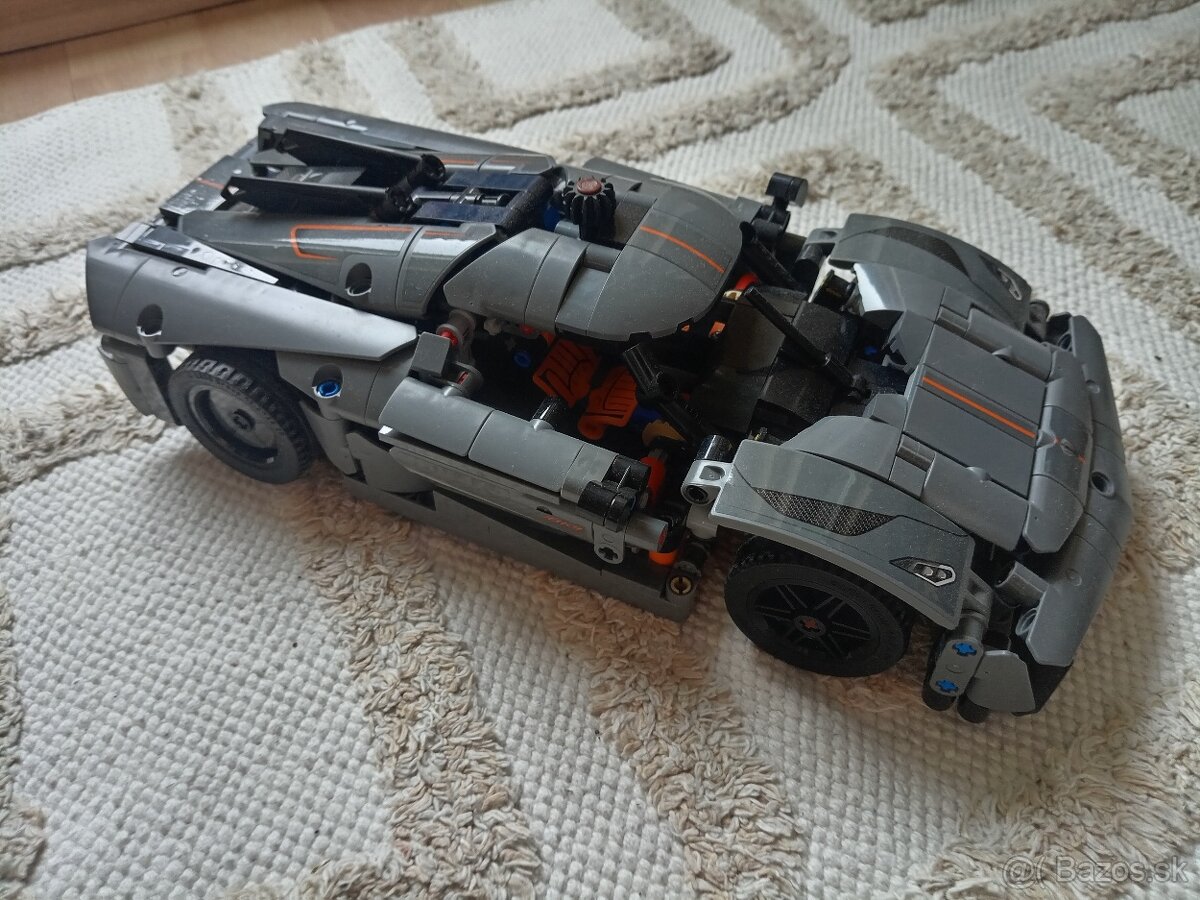 Lego Technic 42173 Sivé hyperauto - 3