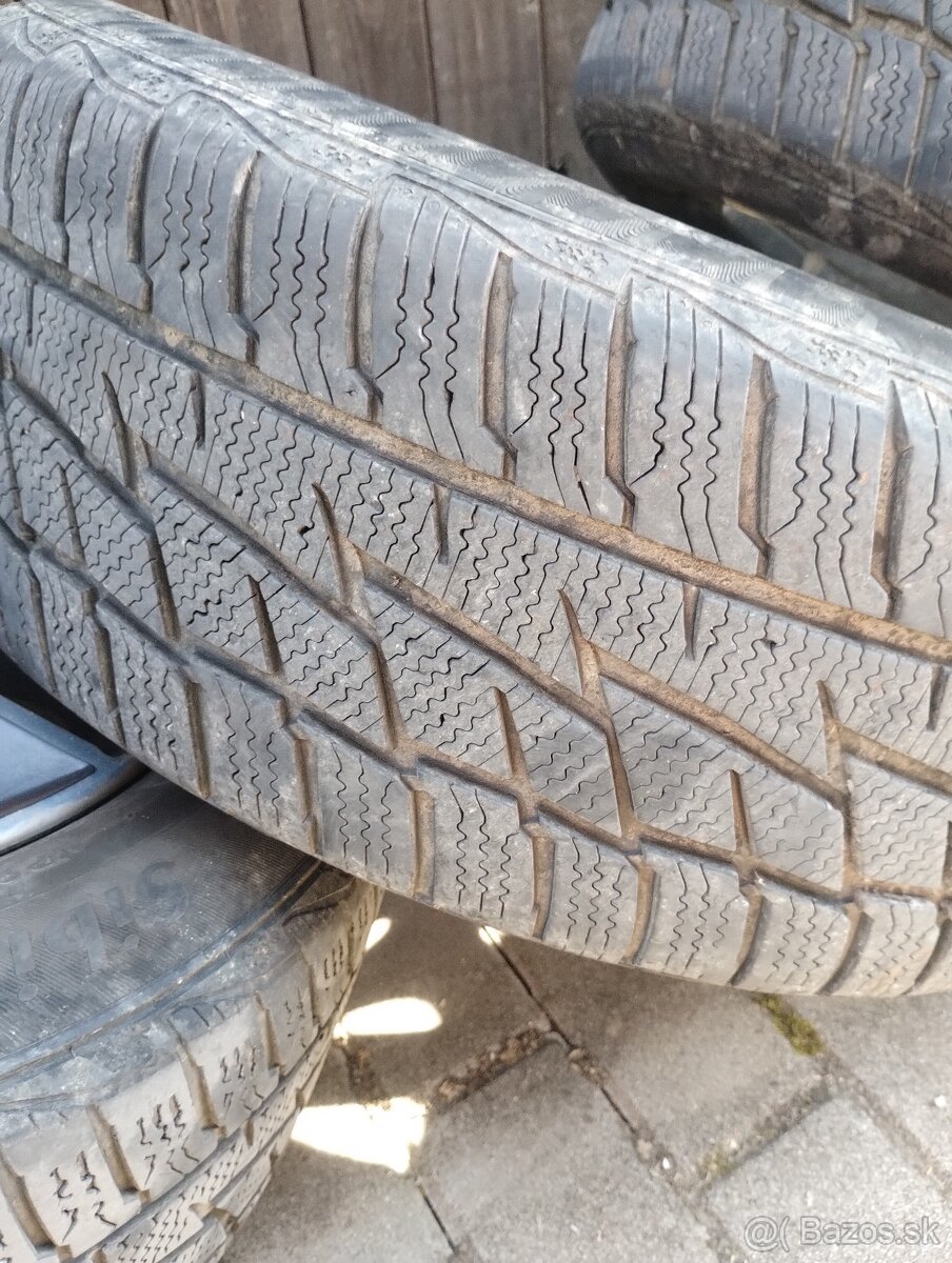zimne pneu 205/55 r16, Nissan primera - 3