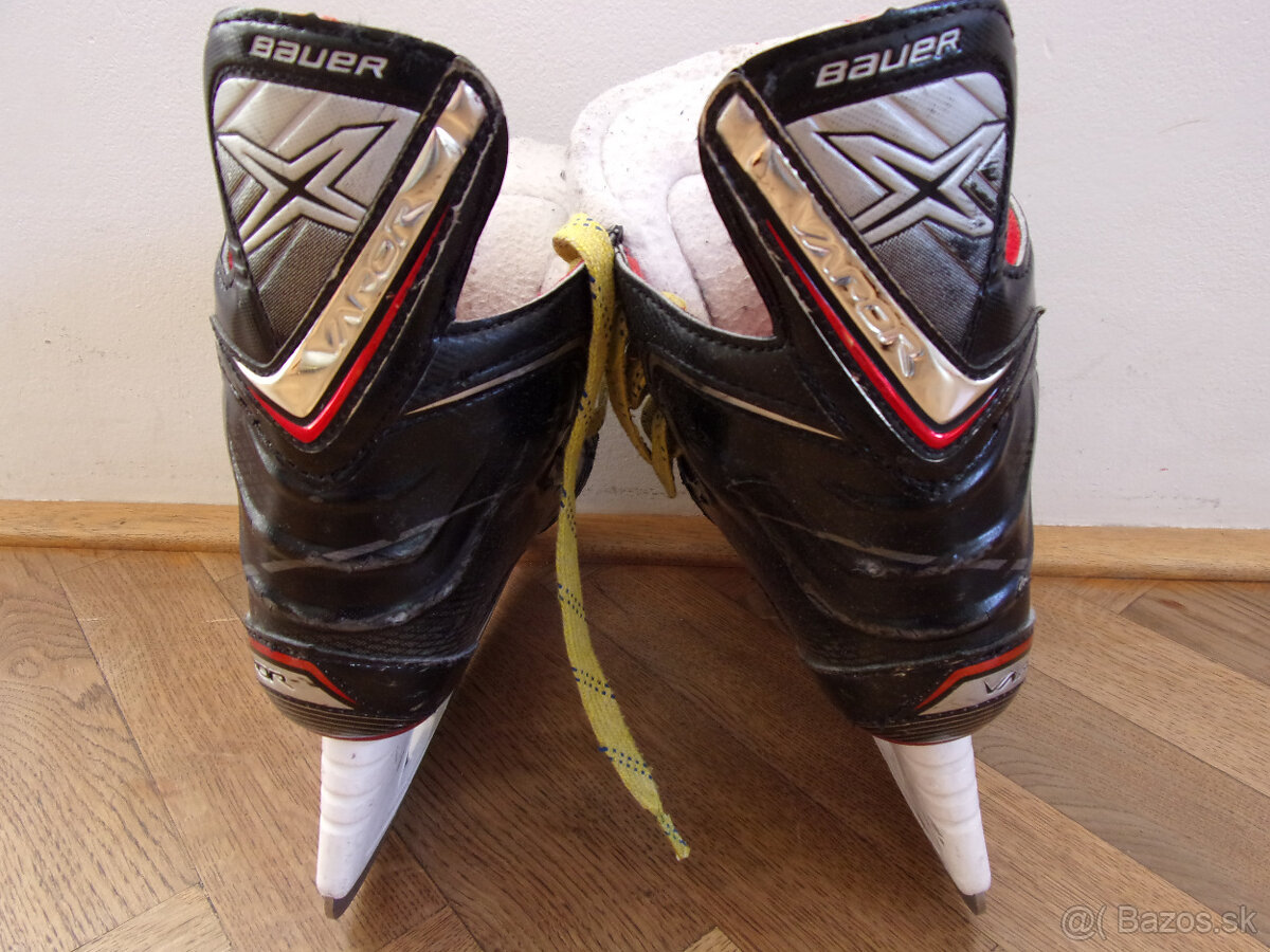 korčule a prilba Bauer - 3