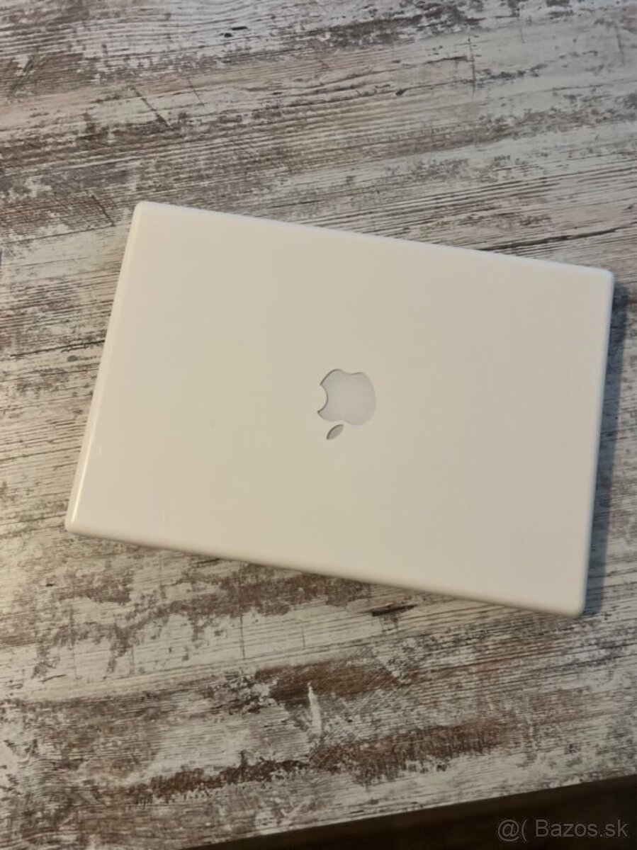 MacBook - 3