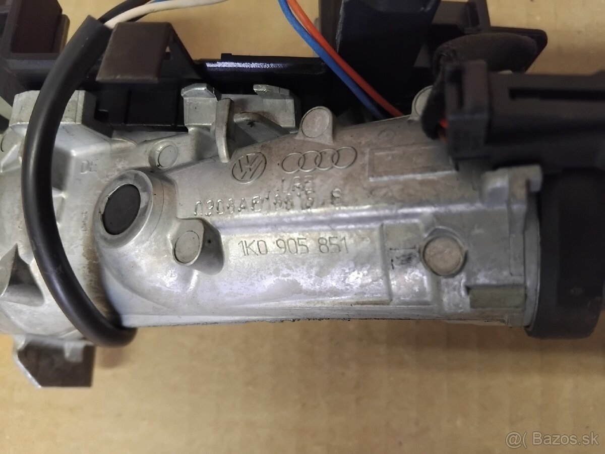 spínačka + kľúč Octavia 3, Superb 3 - 3