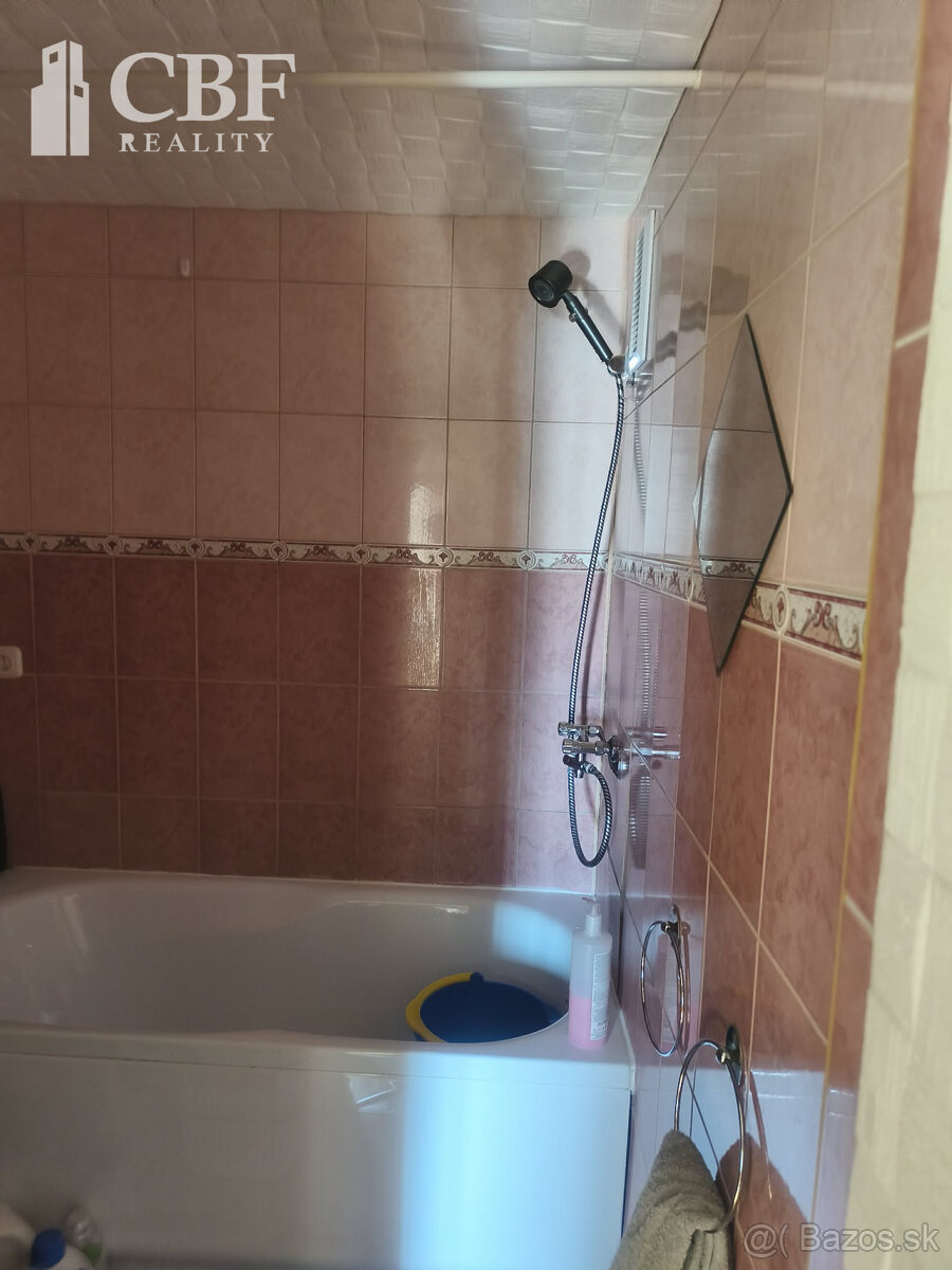 Plešivec -na predaj 3 izbový byt - 3