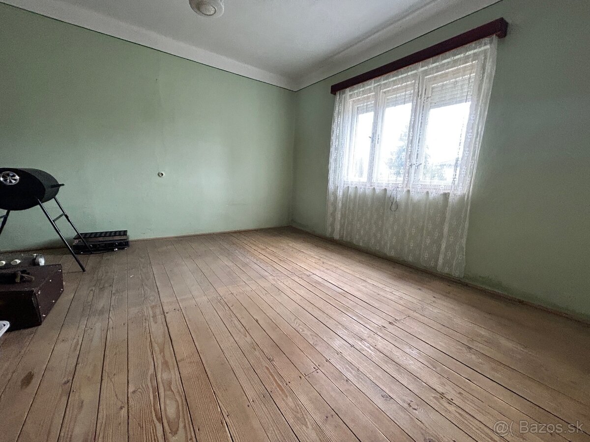 Ponúkam na predaj 3izb Rodinný dom so záhradou blízko Levíc - 3