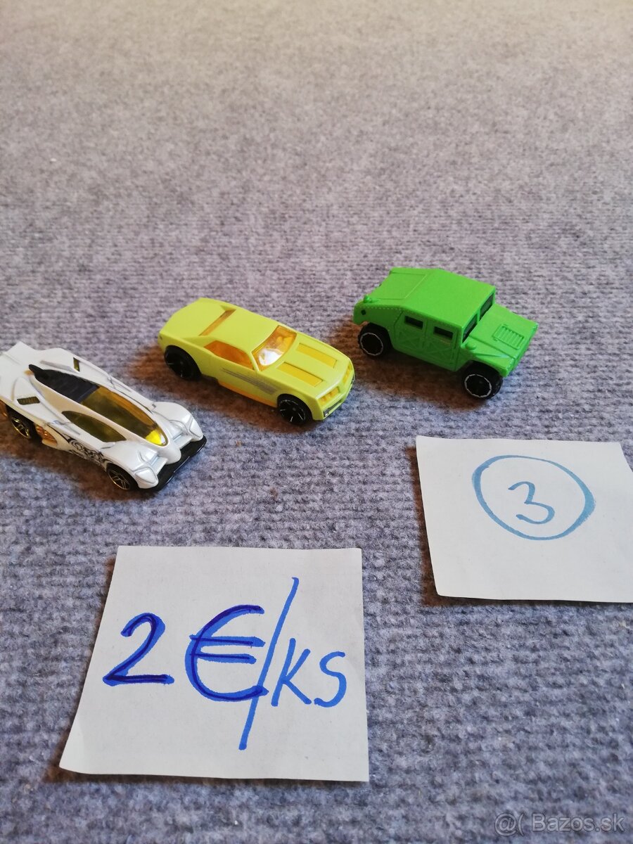 Autá, Hotwheels - 3