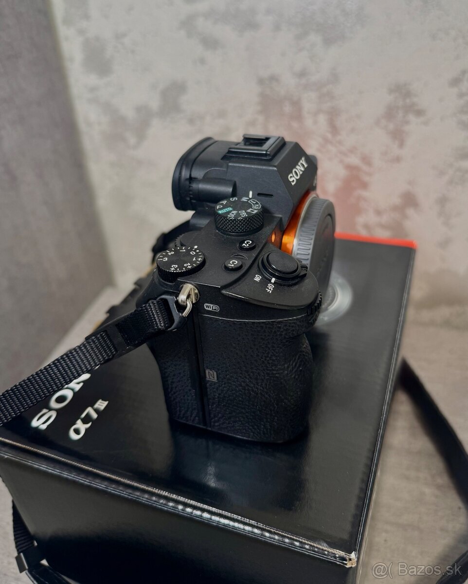 Sony A7iii - pekný stav - 3
