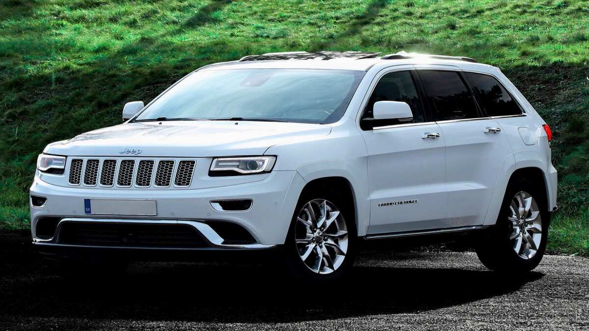 JEEP Grand Cherokee 4x4 3.0 CRD 250koní Summit Panorama - 3