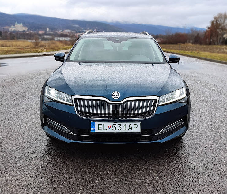 Škoda Superb IV kombi PHEV L&K - 3