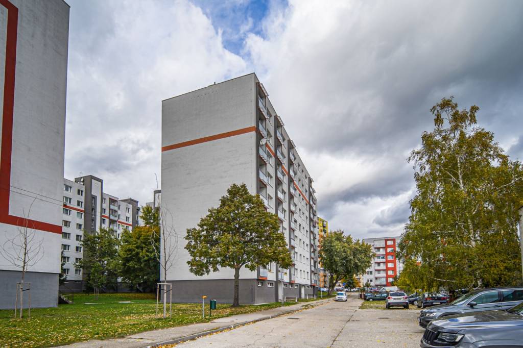 TOREA - 3i BYT NA PREDAJ, 62m2, KOMENSKÉHO ul. - MODRA - 3