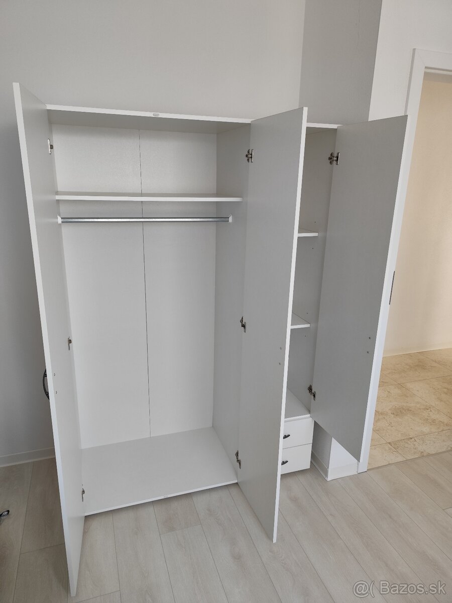 Šatníková skriňa biela - 3