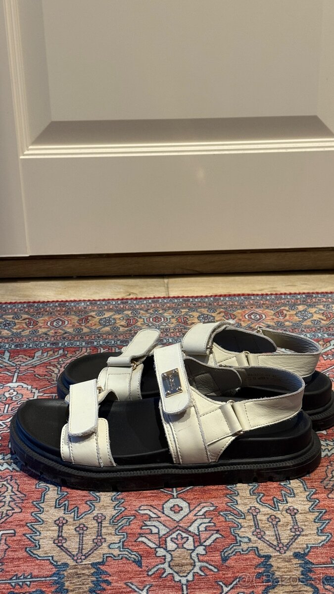 Predam kožane sandale - 3