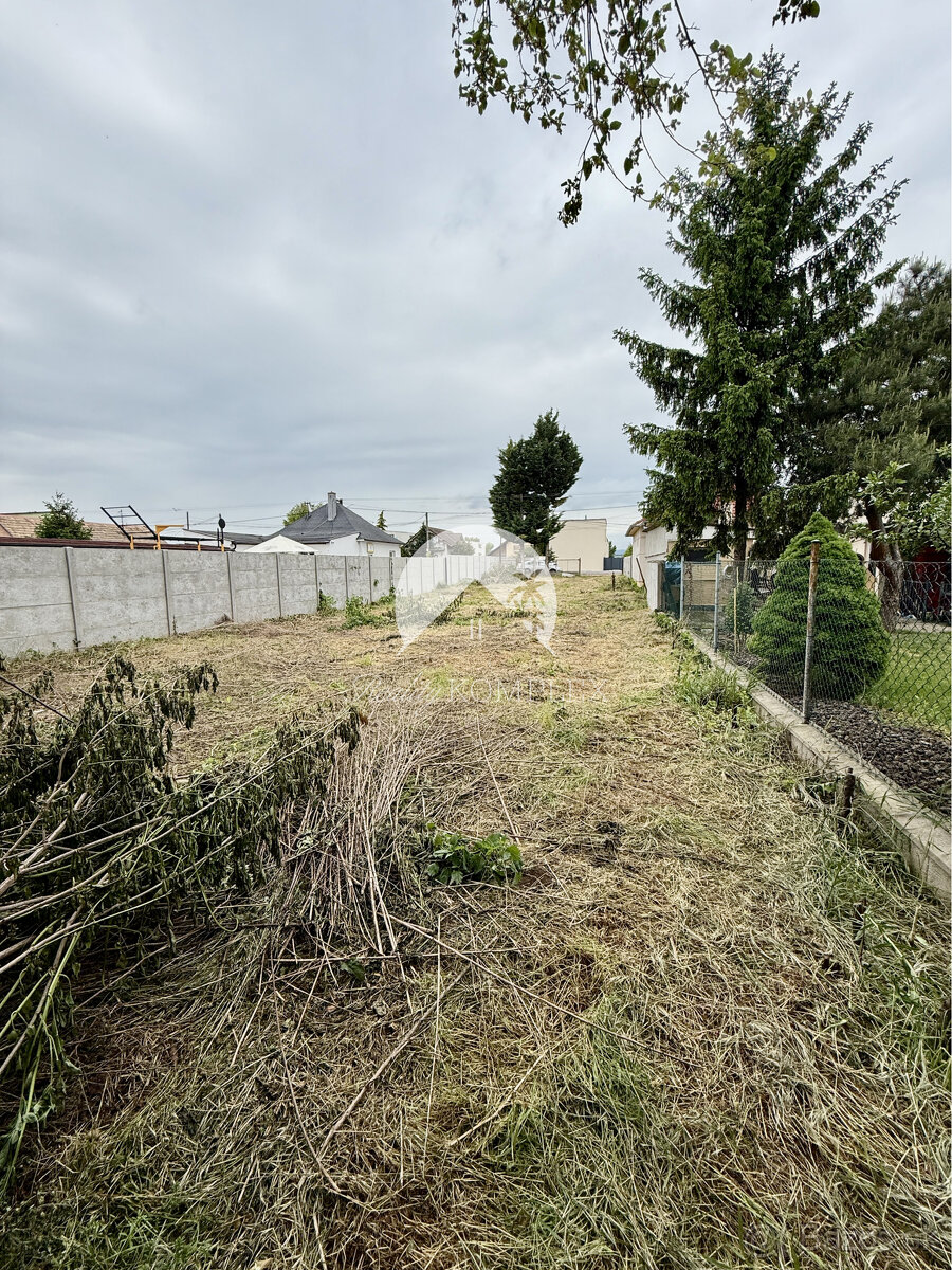 Reality KOMPLEX s.r.o. Vám EXKLUZÍVNE ponúka na predaj pozem - 3